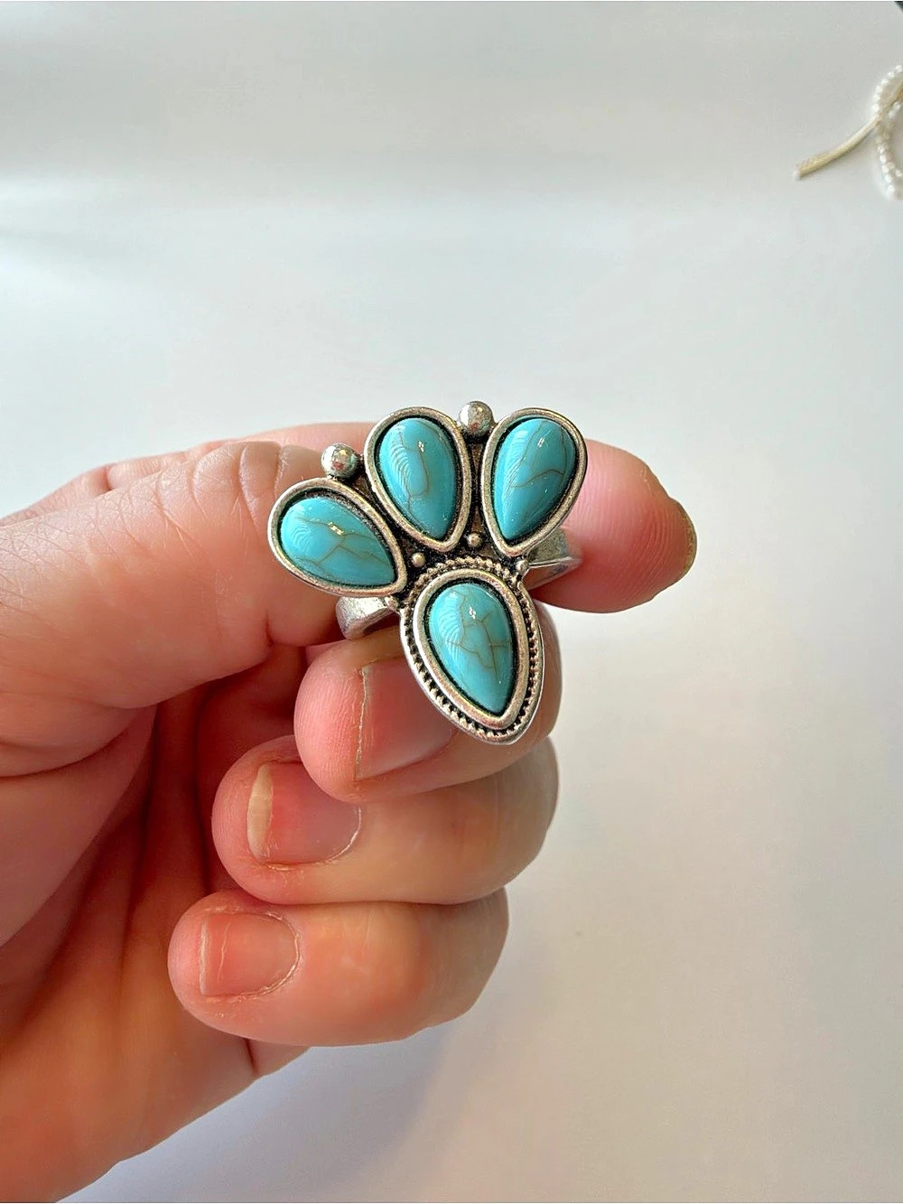 Turquoise Cluster Ring in Blue & Silver Like New